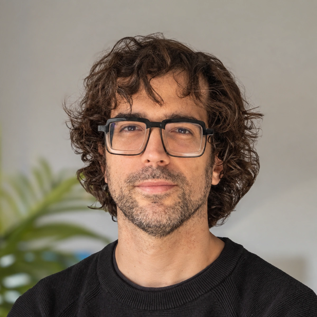 Adrià Martínez · somriure natural