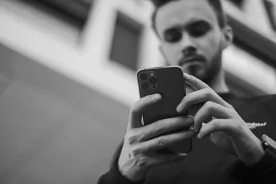 smartphone usando