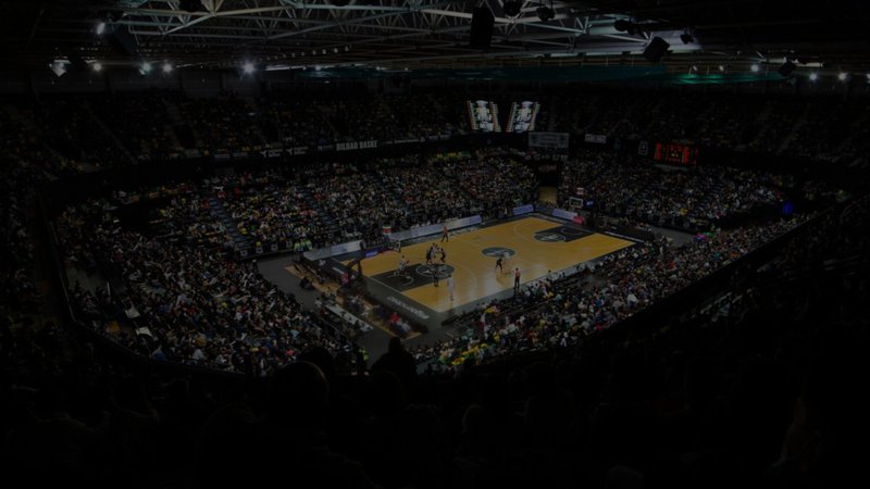 vista superior con publico del pavellón del Bilbao Arena